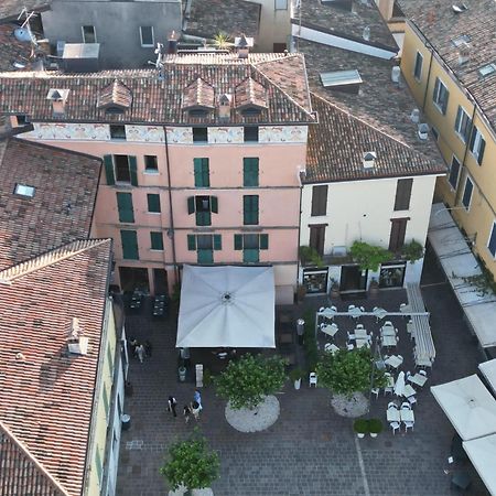 Splendid Apartment Desenzano del Garda Buitenkant foto